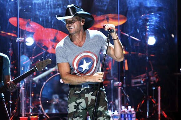Tim McGraw, Billy Currington & Chase Bryant at Jiffy Lube Live